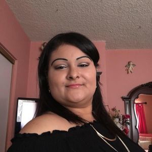 Meet your Posher, Karina